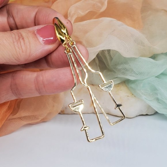 Hypoallergenic Jewelry Wine Glass Bottle 🍼 😋 Gold Earrings Wine Lover - Picture 5 of 6